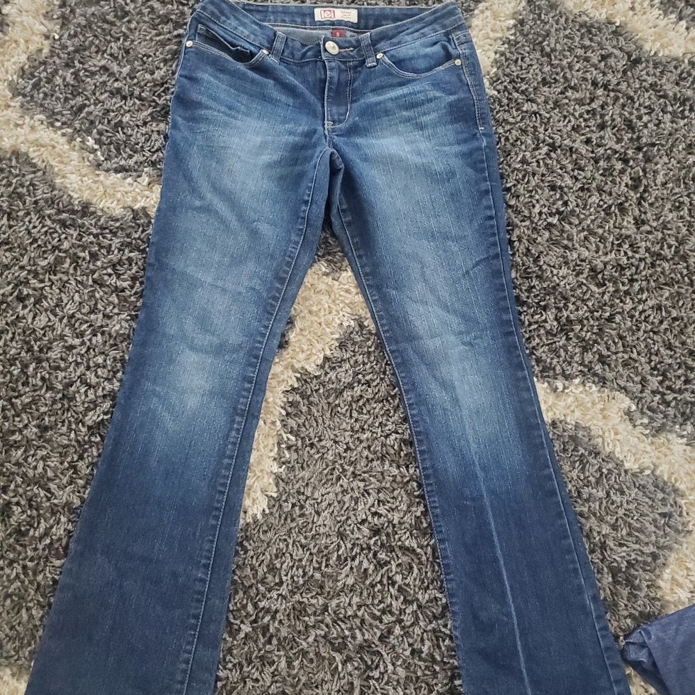 Womens low-rise slim boot jeans